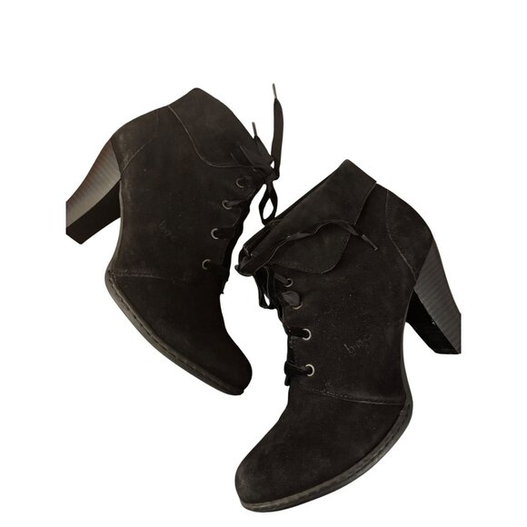 Black Lace-Up Heeled Ankle Suede Boots By B.O.C. Womens Size 8 - Picture 4 of 15